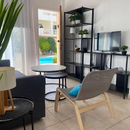 Beautiful One Bed Apartment In Pafos Exterior foto
