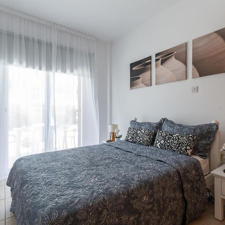 Beautiful One Bed Apartment In Pafos Exterior foto
