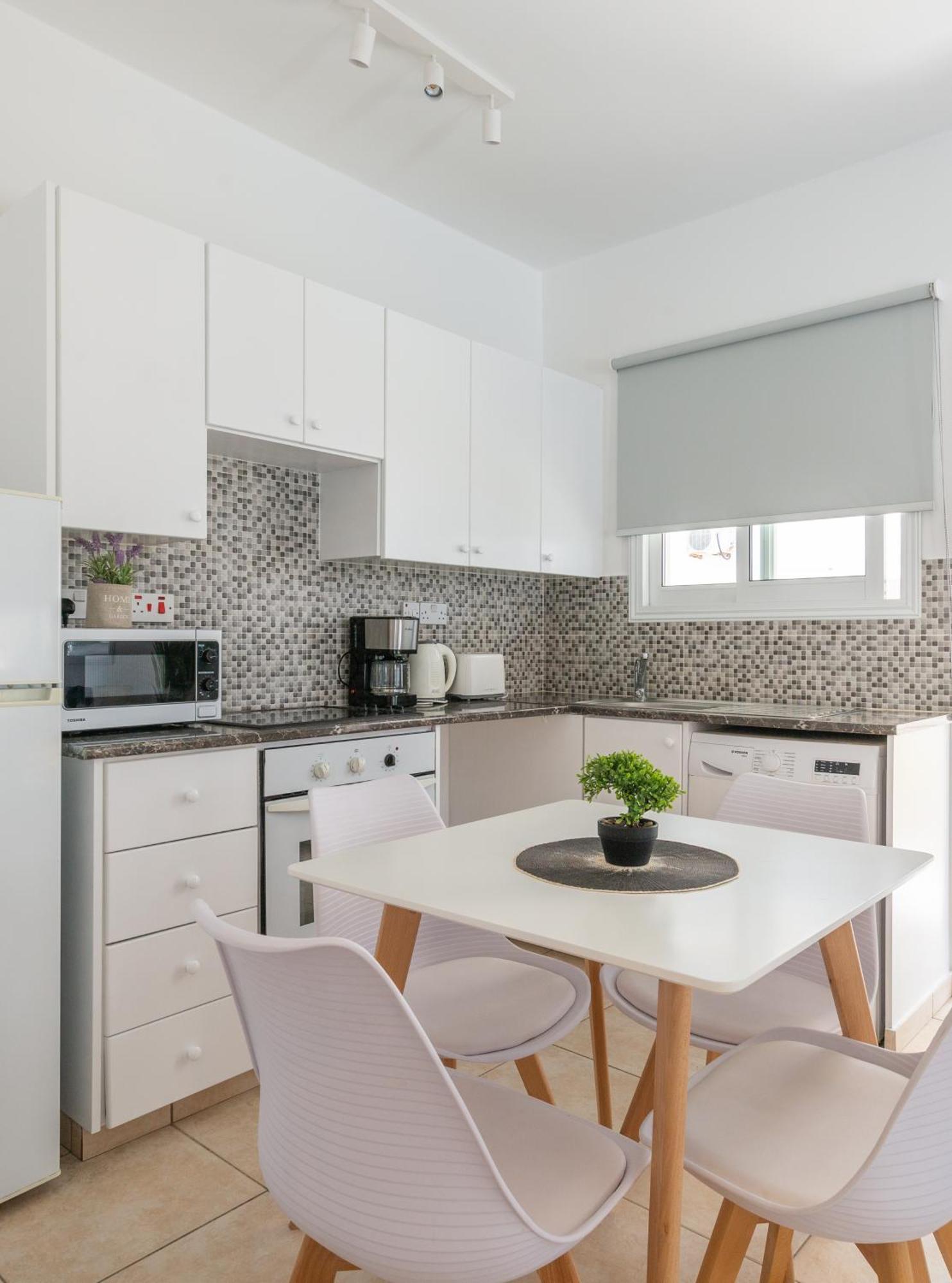 Beautiful One Bed Apartment In Pafos Exterior foto
