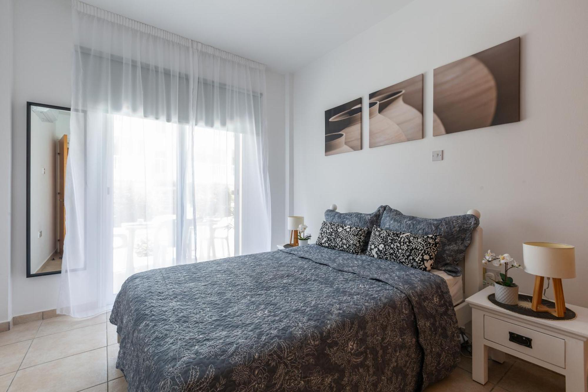 Beautiful One Bed Apartment In Pafos Exterior foto
